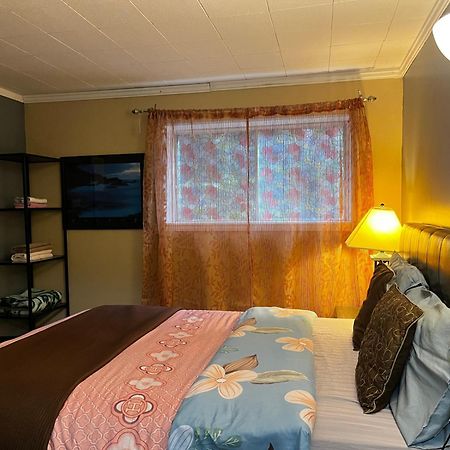 Beautiful Room Close Airport! YYC Exterior foto